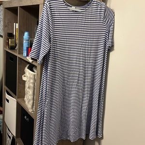 Worn only a handful of times super cute for summer